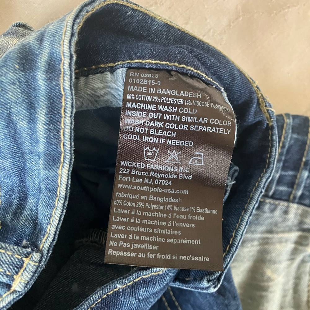 Southpole Mens Size 34 Slim Jean Shorts Stretch Denim Distressed Blue - Picture 3 of 4